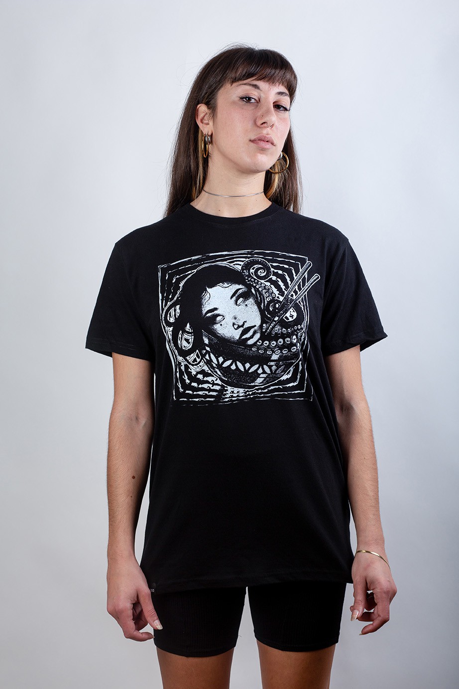 Akkorokamui silver print tee